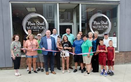 Ribbon cutting at Main Street Nutrition
